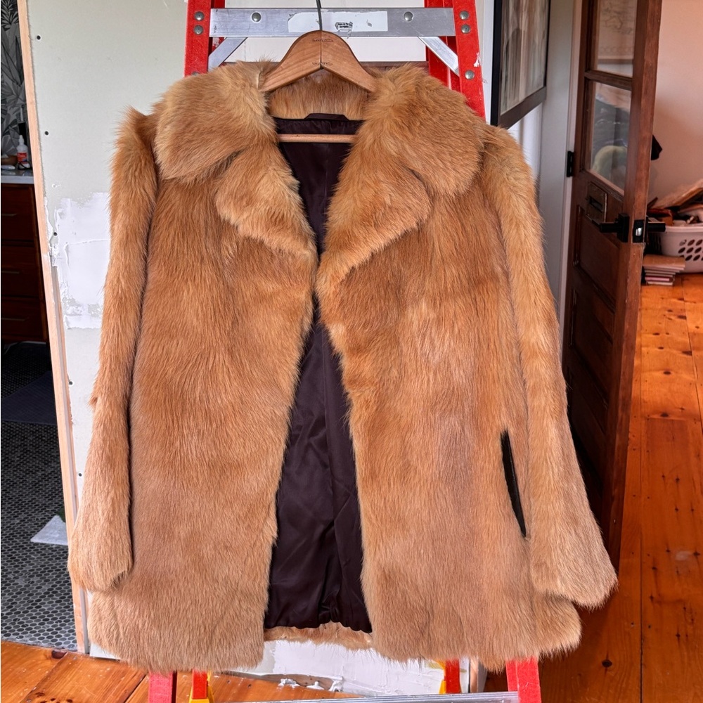 Vintage Tan Fur Jacket and Classic Collar